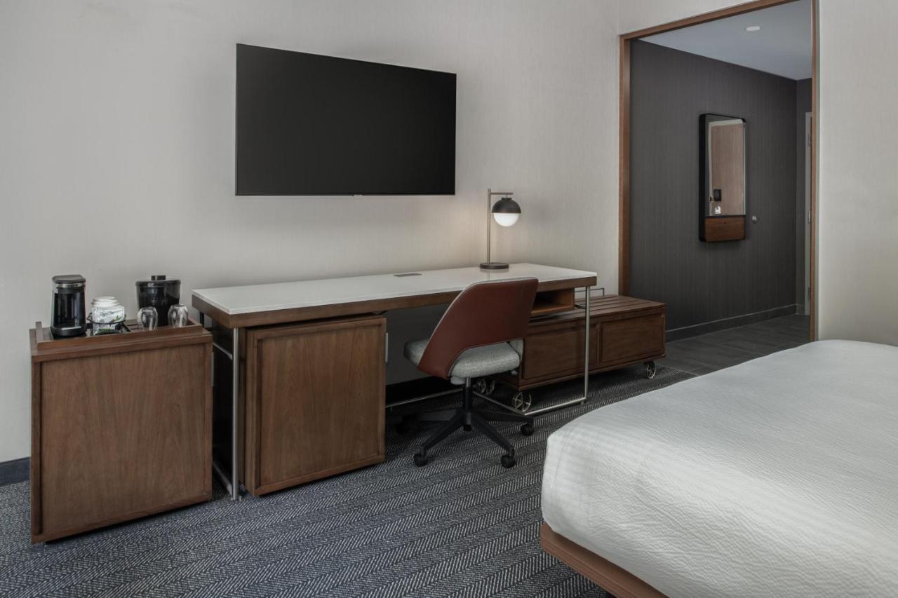 Hotel Courtyard By Marriott Olympia Extérieur photo