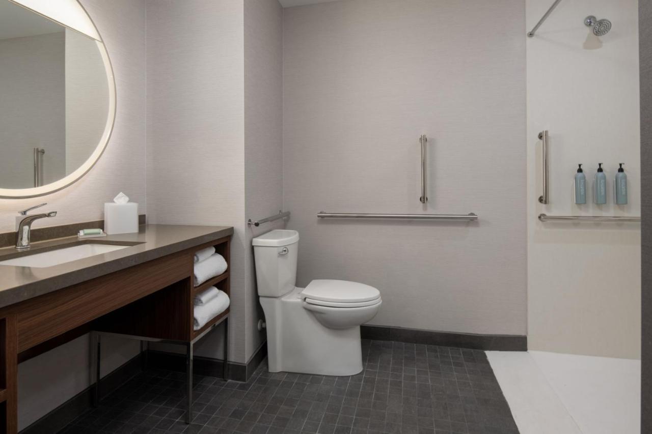 Hotel Courtyard By Marriott Olympia Extérieur photo