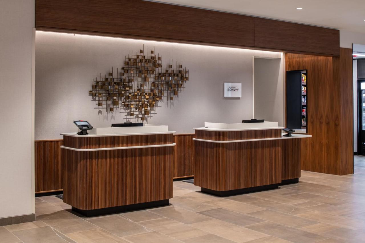 Hotel Courtyard By Marriott Olympia Extérieur photo