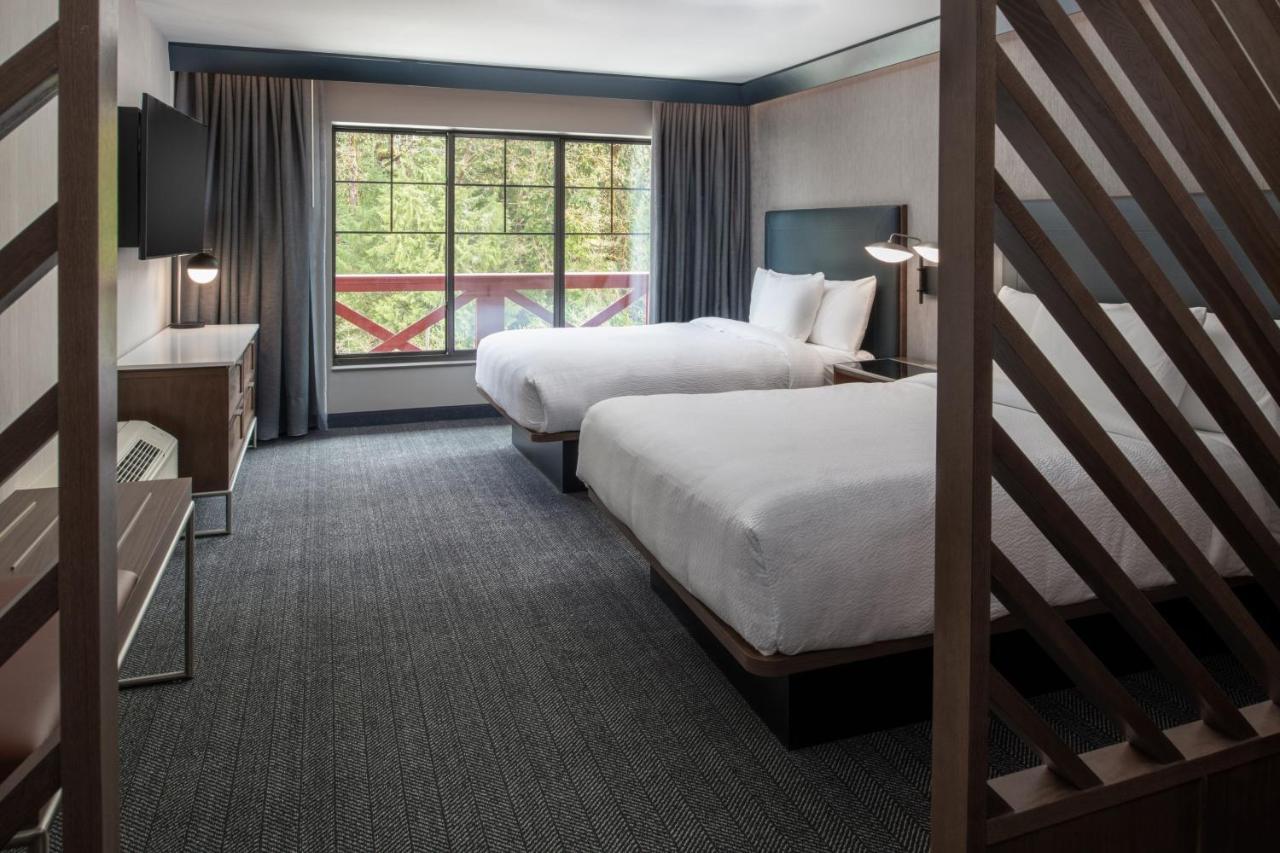 Hotel Courtyard By Marriott Olympia Extérieur photo