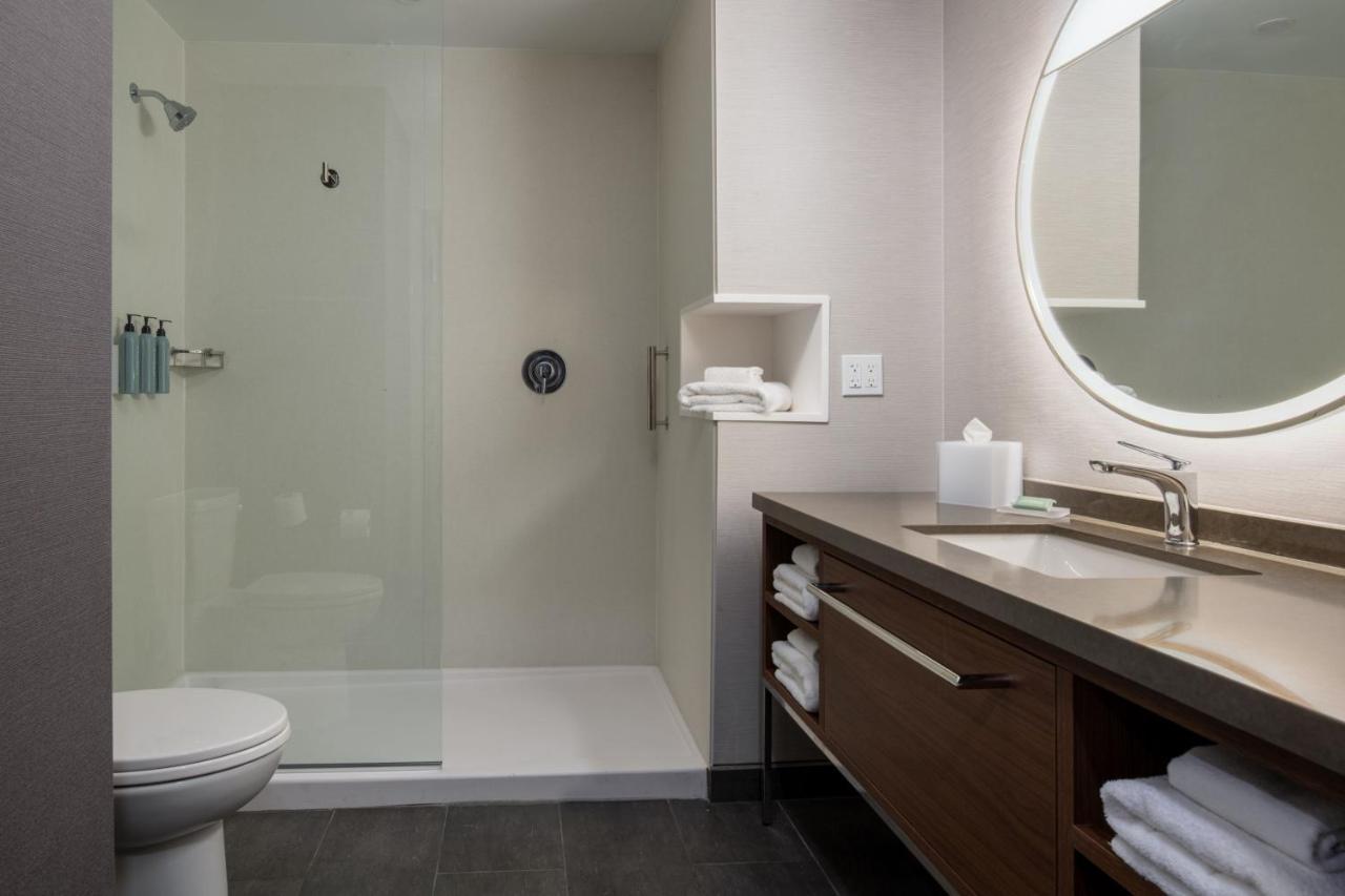 Hotel Courtyard By Marriott Olympia Extérieur photo