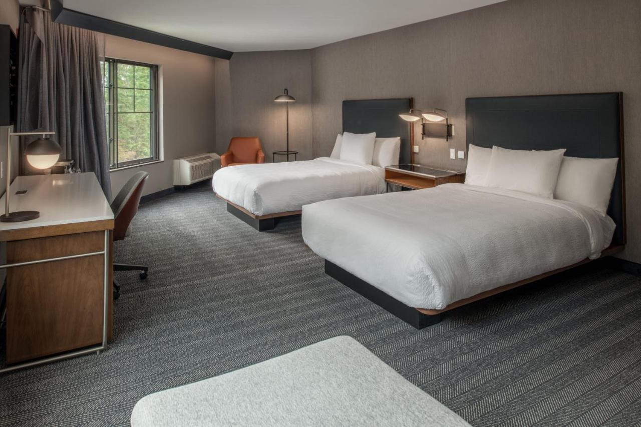 Hotel Courtyard By Marriott Olympia Extérieur photo